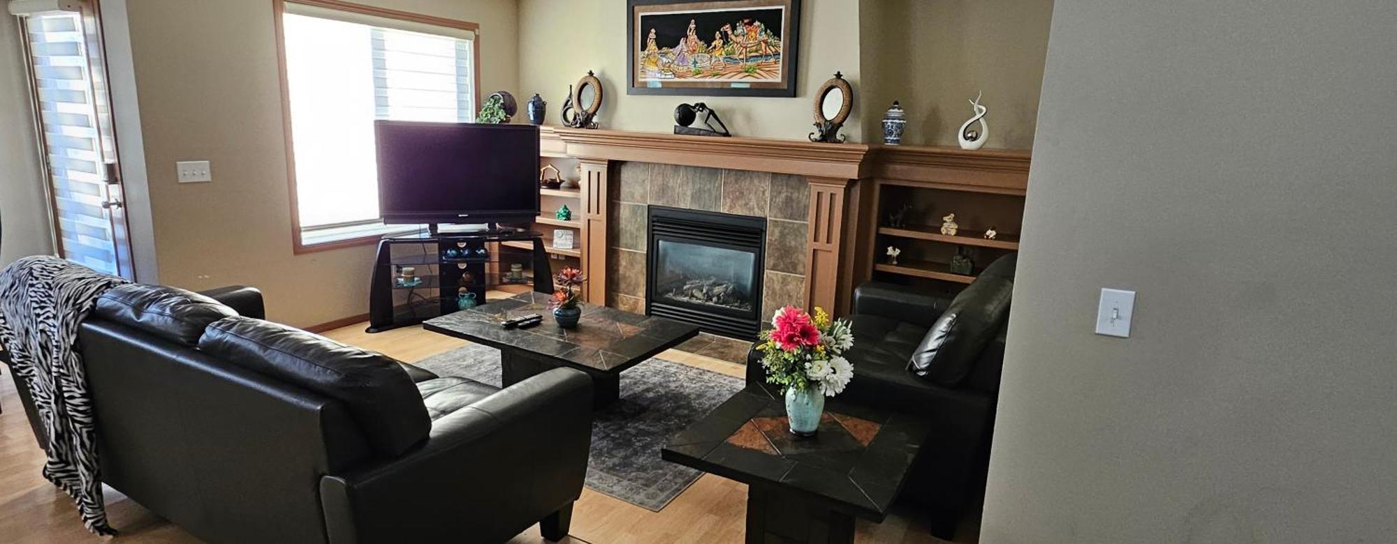 Spacious Comfortable Air-Conditioned. Near Airport! YYC Eksteriør bilde